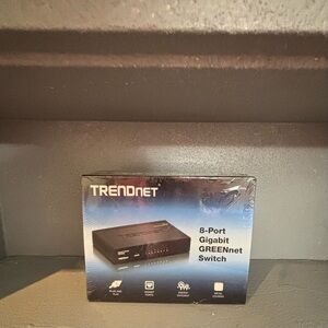 TRENDNET TEG-S82G 8 LAN Port Gigabit GreenNet New Factory Sealed‎ Network Switch